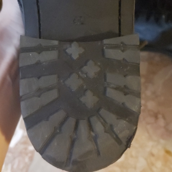 Saint Laurent boots - Picture 13 of 14